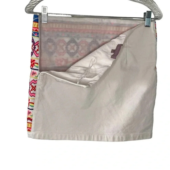 Harper Floral Fiesta Mini Skirt Multi Embroidered Ivory Size Medium Festival Fun - Picture 3 of 8